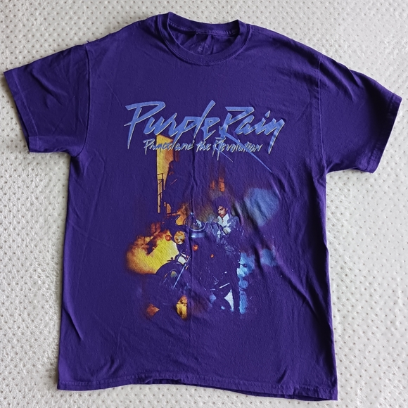 PRINCE AND THE REVOLUTION PURPLE RAIN T-SHIRT SIZE M - Picture 7 of 10